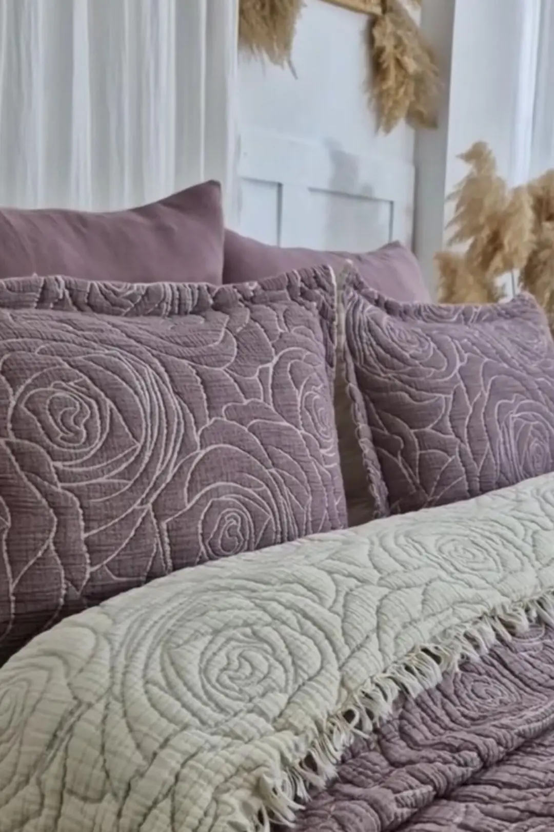 Ürün görseli: Soft Rose %100 Pamuk Müslin 7 Kat Dolgulu Yastık Kılıfı