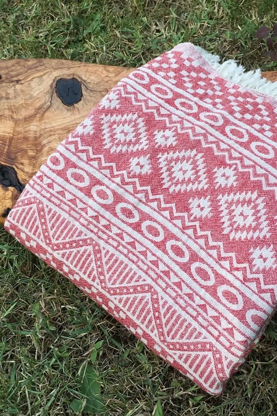 Kırmızı Kilim Peştamal - Yumuşak Ve Dayanıklı Pamuk Peştemal