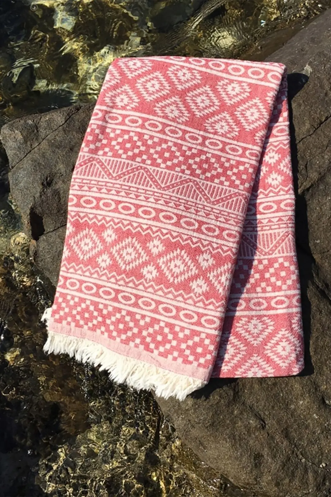 Kırmızı Kilim Peştamal - Yumuşak Ve Dayanıklı Pamuk Peştemal
