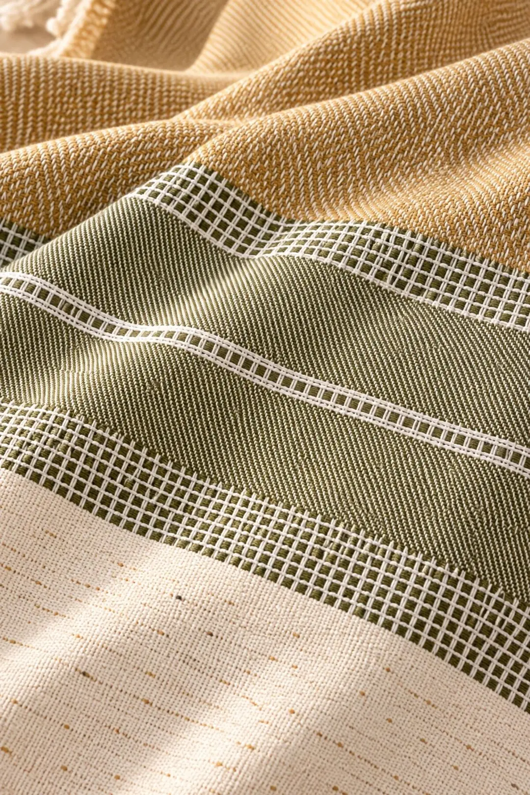 Buldan Kara Desen %100 Pamuk Çift Kişilik Yatak Örtüsü, Pike & Koltuk Örtüsü Şalı - Yesil   200cm x 220cm