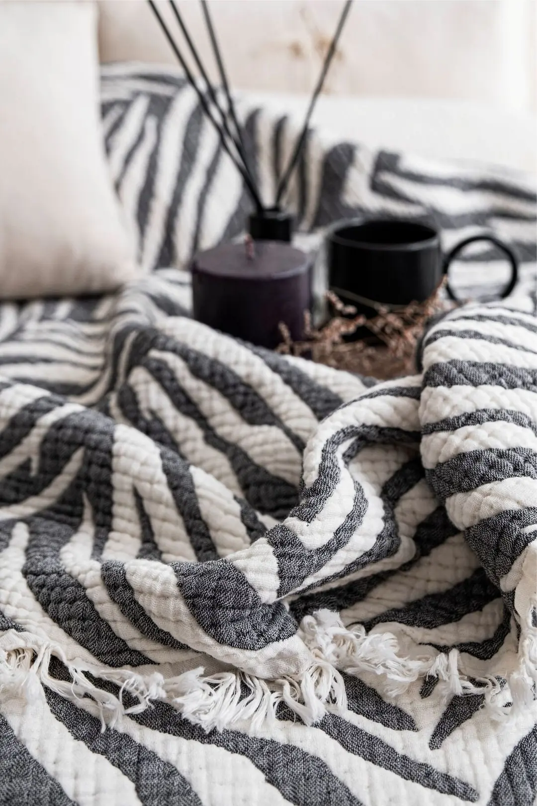 Zebra Desen 7 Katlı Tek Kisilik Muslin Yorgan
